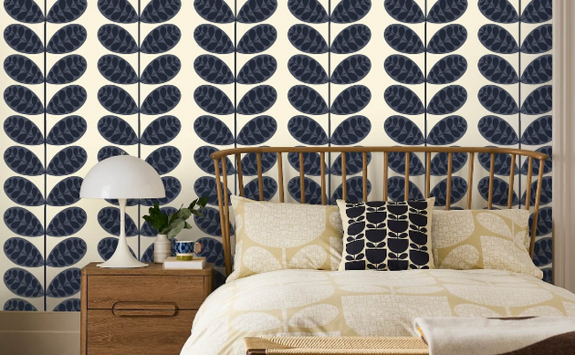 Linear Stem Tomato Wallpaper - 52cm x 10m
